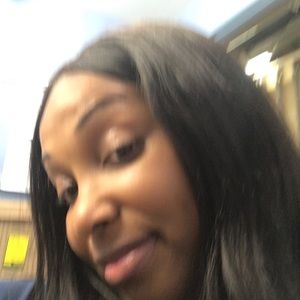 Meet your Posher, Khalisha